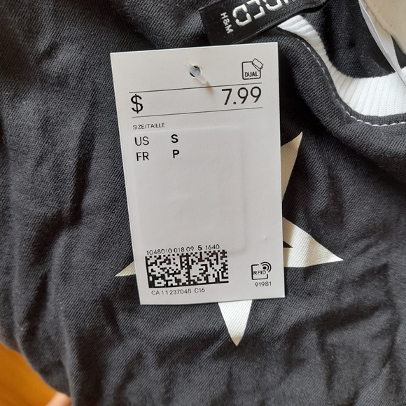 🦚3/$15🦚H&M Black & White Crop Top - Picture 5 of 5